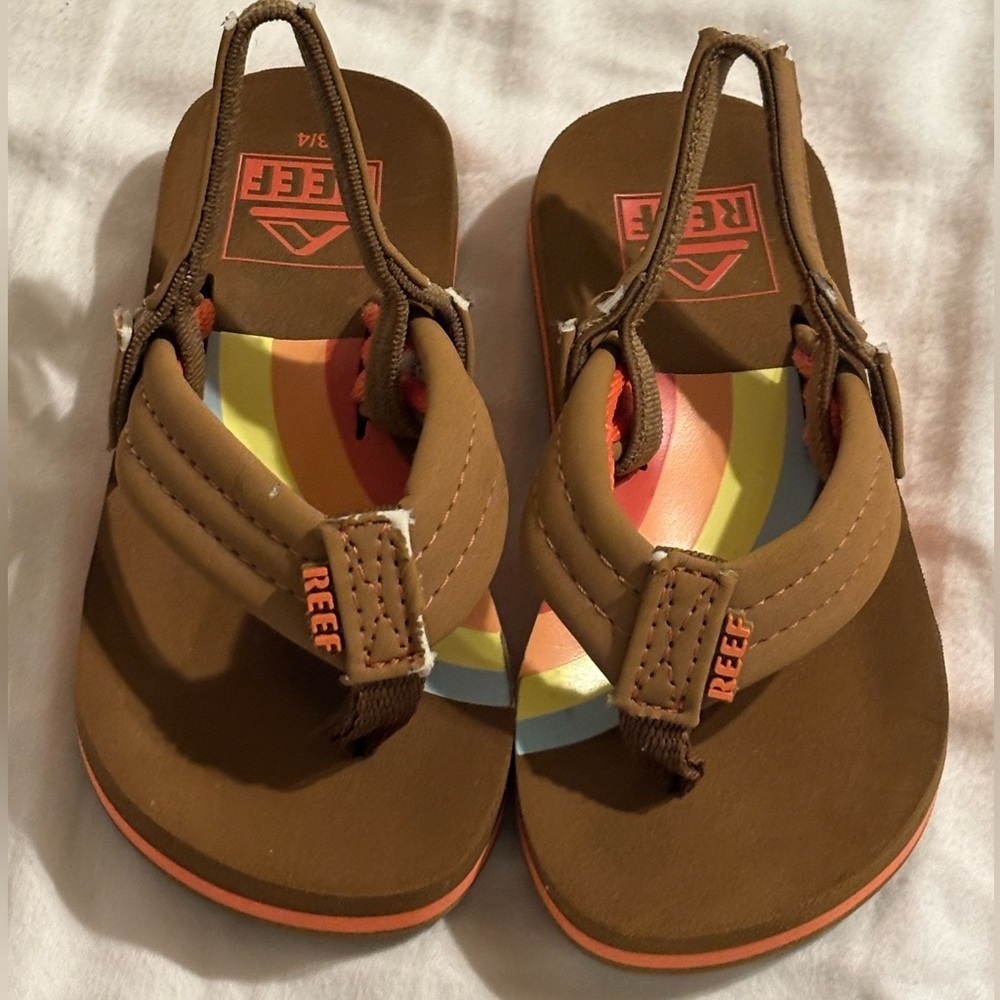 REEF Little Ahi Flip-Flops size 3/4 excellent condition